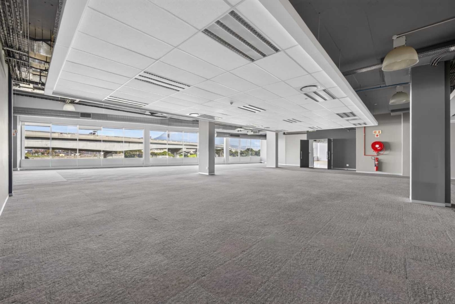 To Let Commercial Property for Rent in Paarden Eiland Western Cape